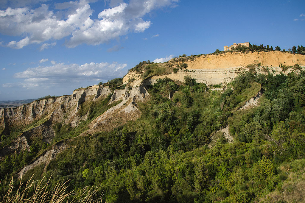 albergo-etruria-volterra-balze